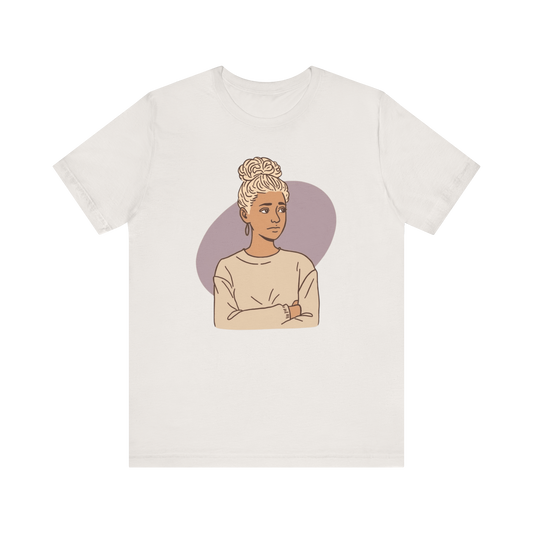 Camiseta morada con diseño de emociones