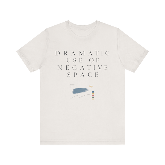 Camiseta "Uso Dramático del Espacio Negativo"